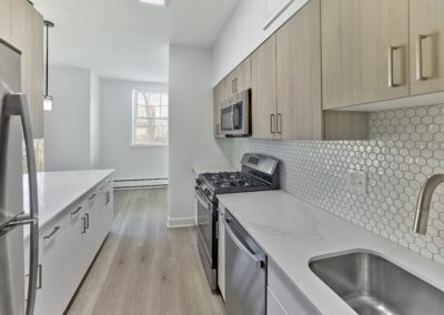 Crestwood Apartments Renovated Kitchen